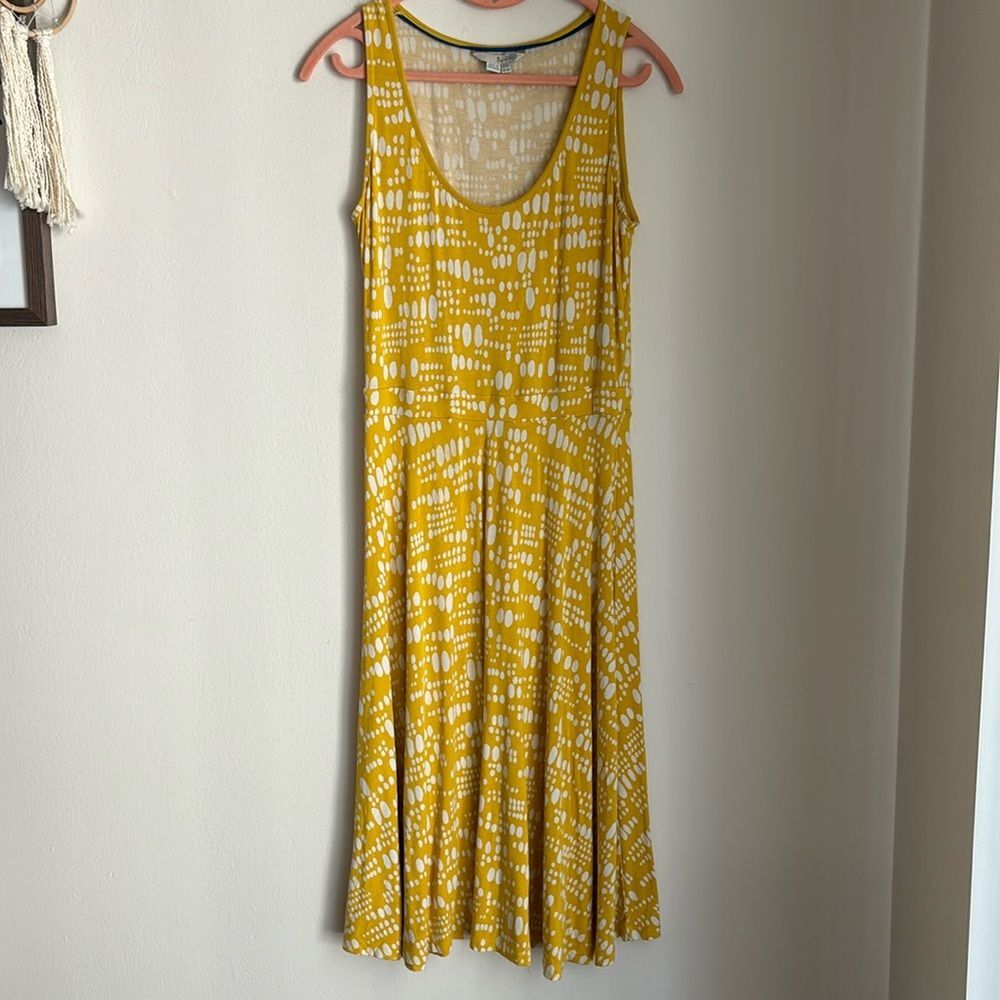 Boden Womenβs sleeveless stretch marigold mustard yellow pattern midi dress 6!